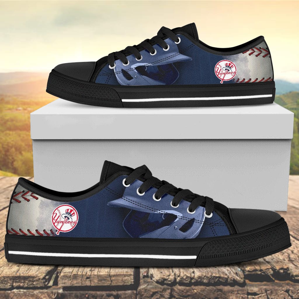 New York Yankees Canvas Low Top Shoes