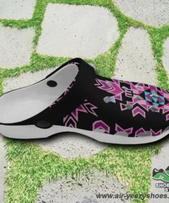geo pink and black muddies unisex crocs shoes 4 mfv7dj