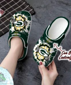 personalized green bay packers hands ripping light football crocs shoes 2 wfmxlw