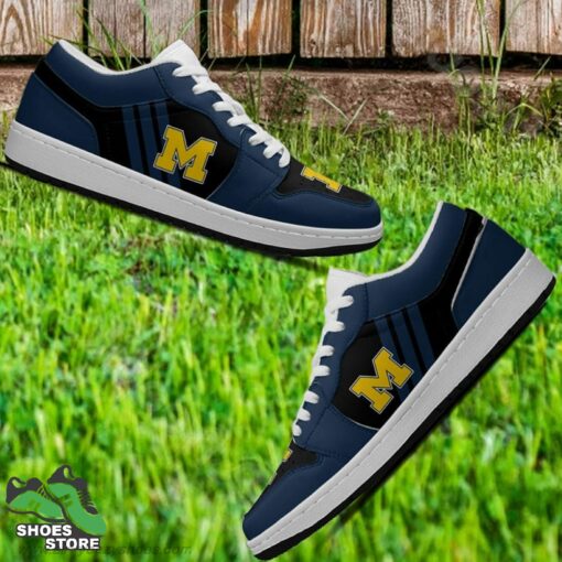 Michigan Wolverines Sneaker Low Footwear, NCAA Gift for Fan