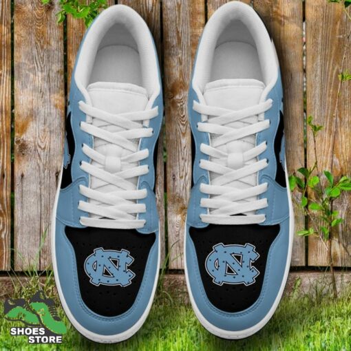 North Carolina Tar Heels Sneaker Low, NCAA Gift for Fan