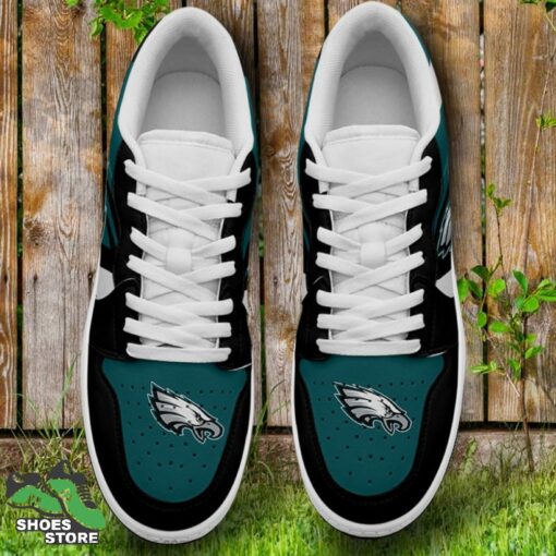 Philadelphia Eagles Low Sneaker, NFL Gift for Fan
