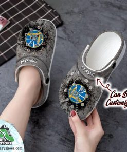 golden state warriors personalized chain breaking wall clog shoes basketball crocs 2 cvx027