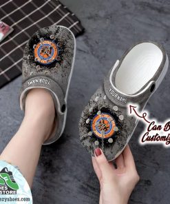 new york knicks personalized chain breaking wall clog shoes basketball crocs 2 aa8c5x