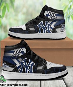 New York Yankees Air Sneakers, New York Yankees Gifts for Fans